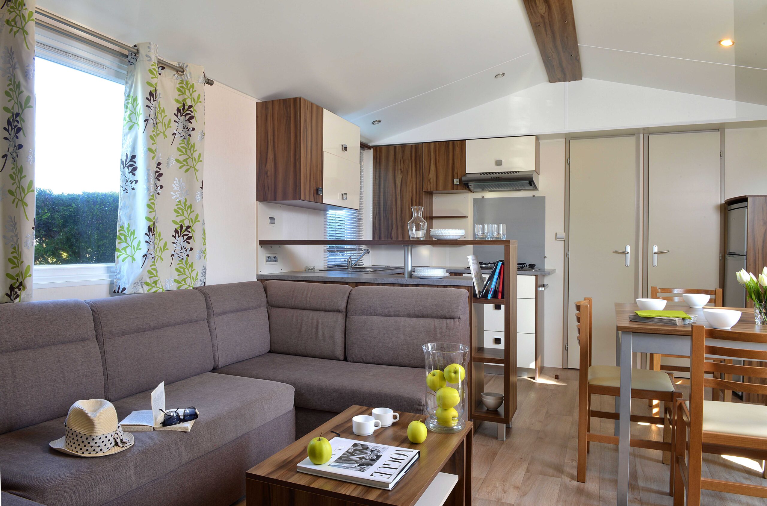 Rental-mobile-home-with-large-sofa-camping-saint-jean-de-monts-Le-Tropicana