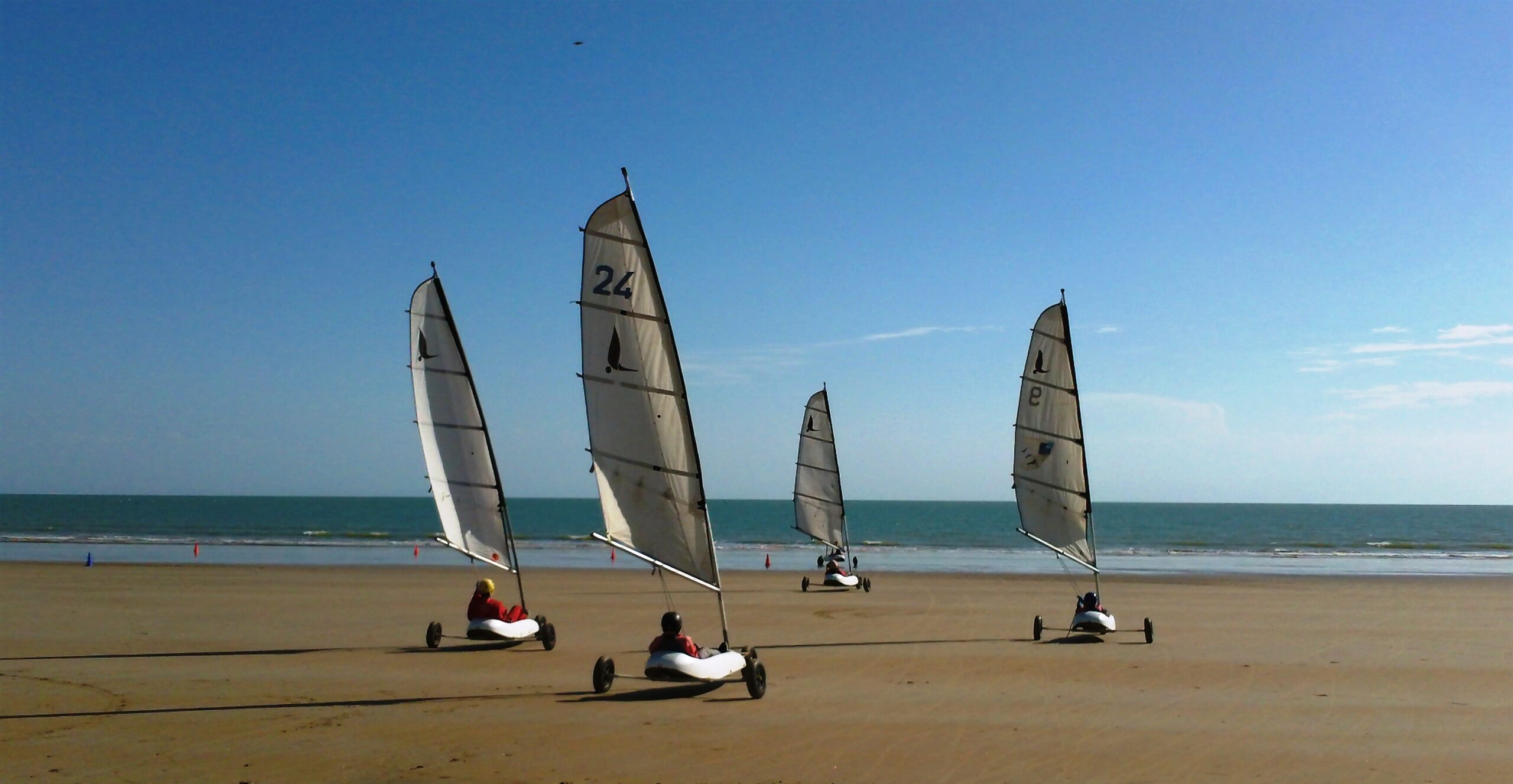 char-voile-plages-saint-jean-de-monts