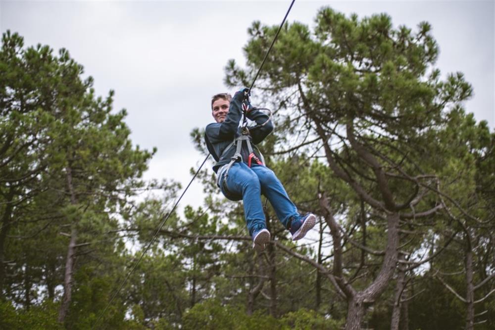 accrobranche-saint-jean-de-monts-camping-Le-Tropicana